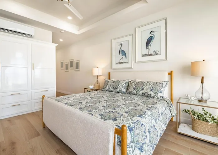 Apartment Styles 1a - Beachfront Luxury W/ Pool *