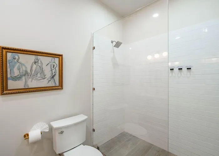 Styles 1a - Beachfront Luxury W/ Pool Apartment *